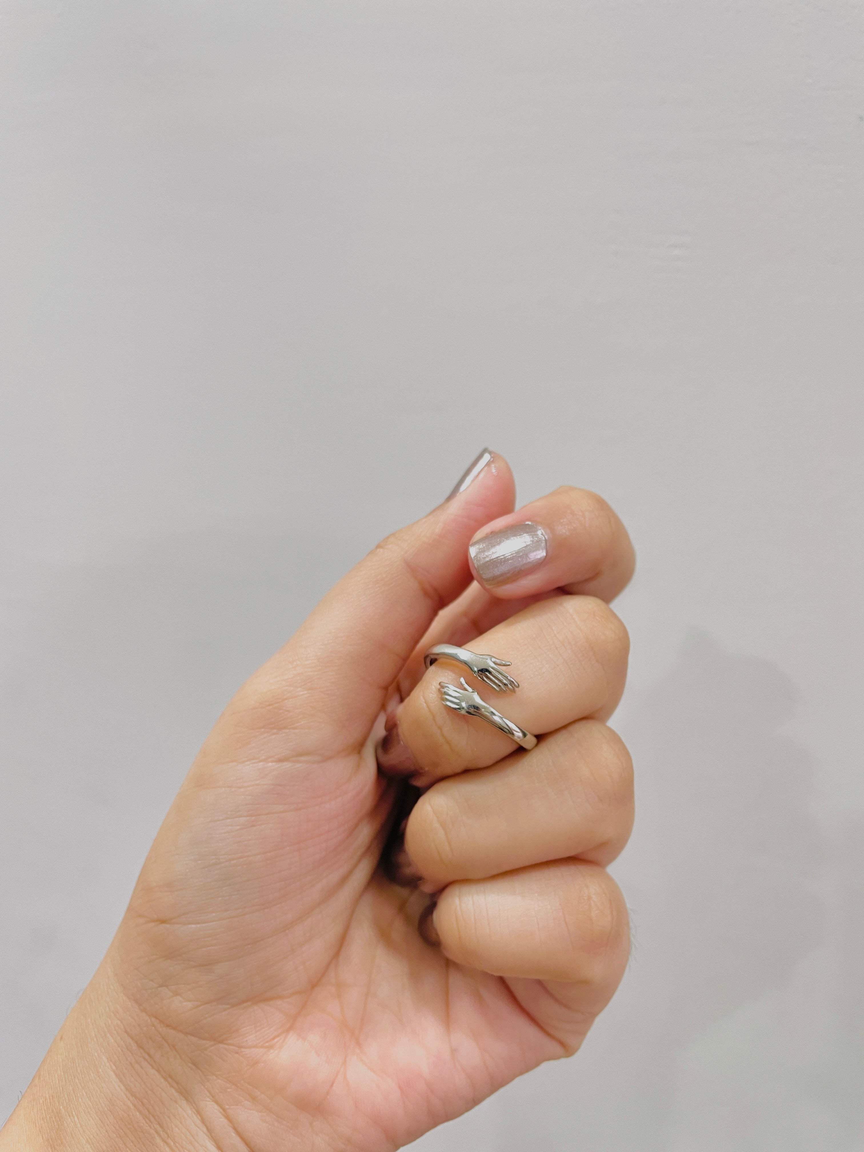 SILVER LOVE HUGGING HAND RING - Adjustable – ZaveriX Silver